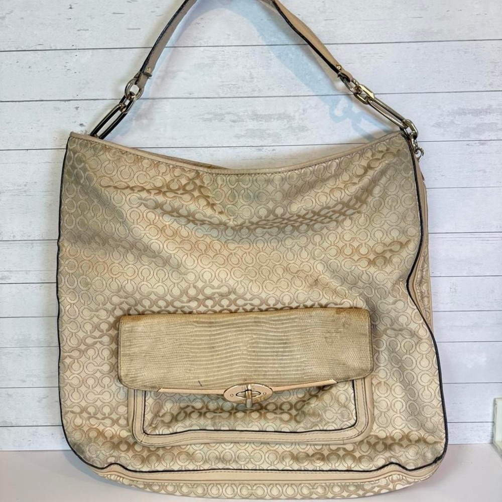 Coach Madison Hobo Shoulder Bag
